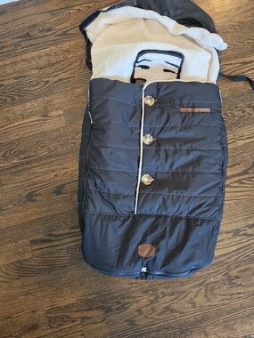 Used JJ Cole Bundle Me Winter Toddler Car Seat Cover and Stroller Bunting Bag